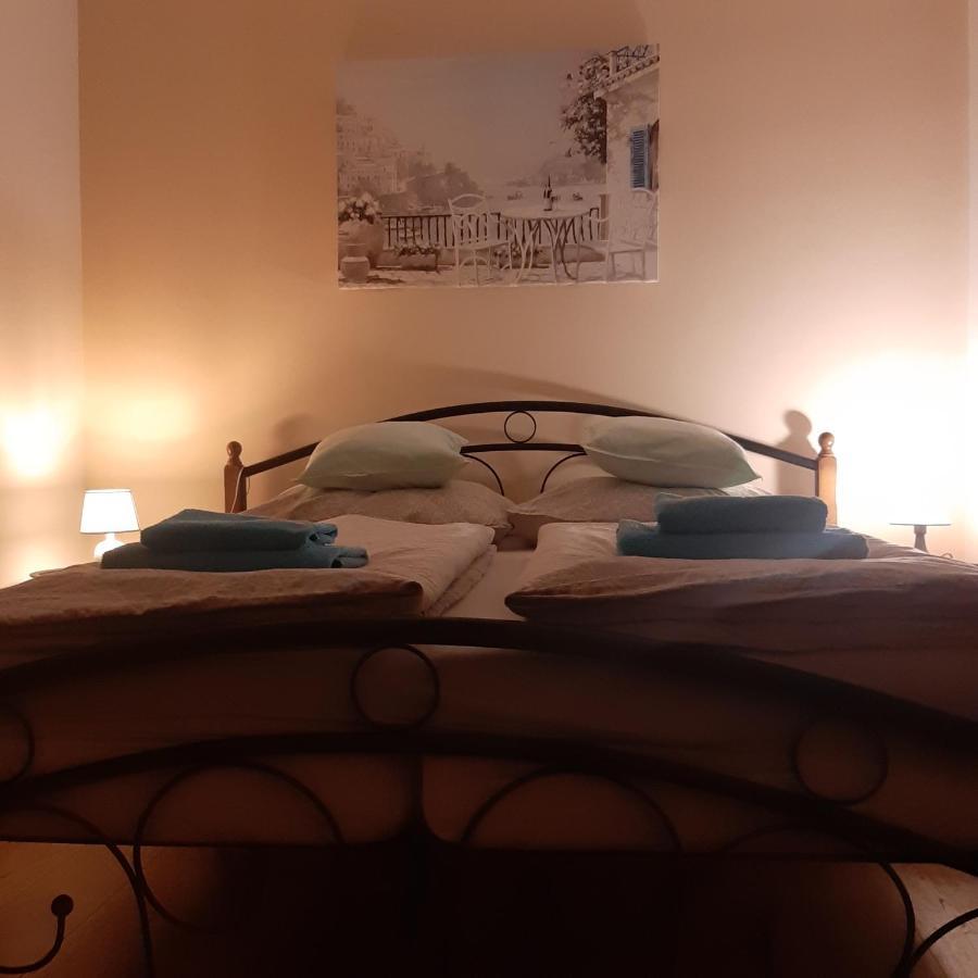 Apartman U Javoru Varnsdorf Exteriör bild